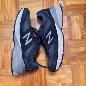 New Balance 990 size 9